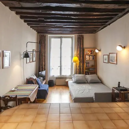 Saint Louis In L'lle 1bedroom * Paris